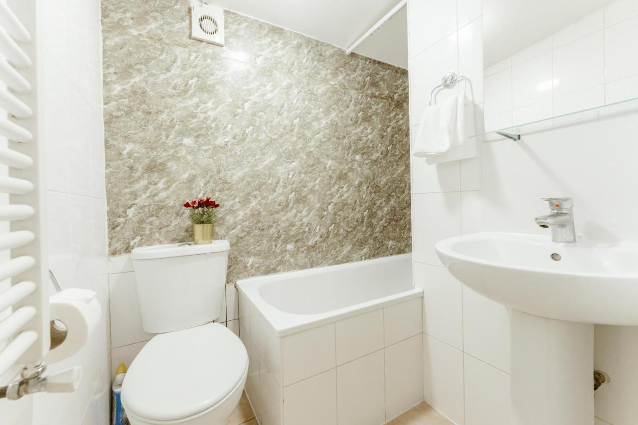 Upton Park Bedrooms 25 Min To Central Λονδίνο Εξωτερικό φωτογραφία