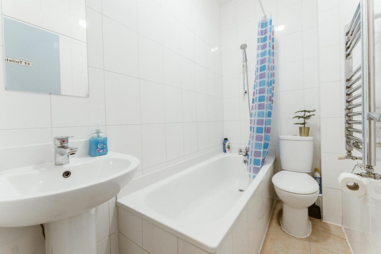 Upton Park Bedrooms 25 Min To Central Λονδίνο Εξωτερικό φωτογραφία